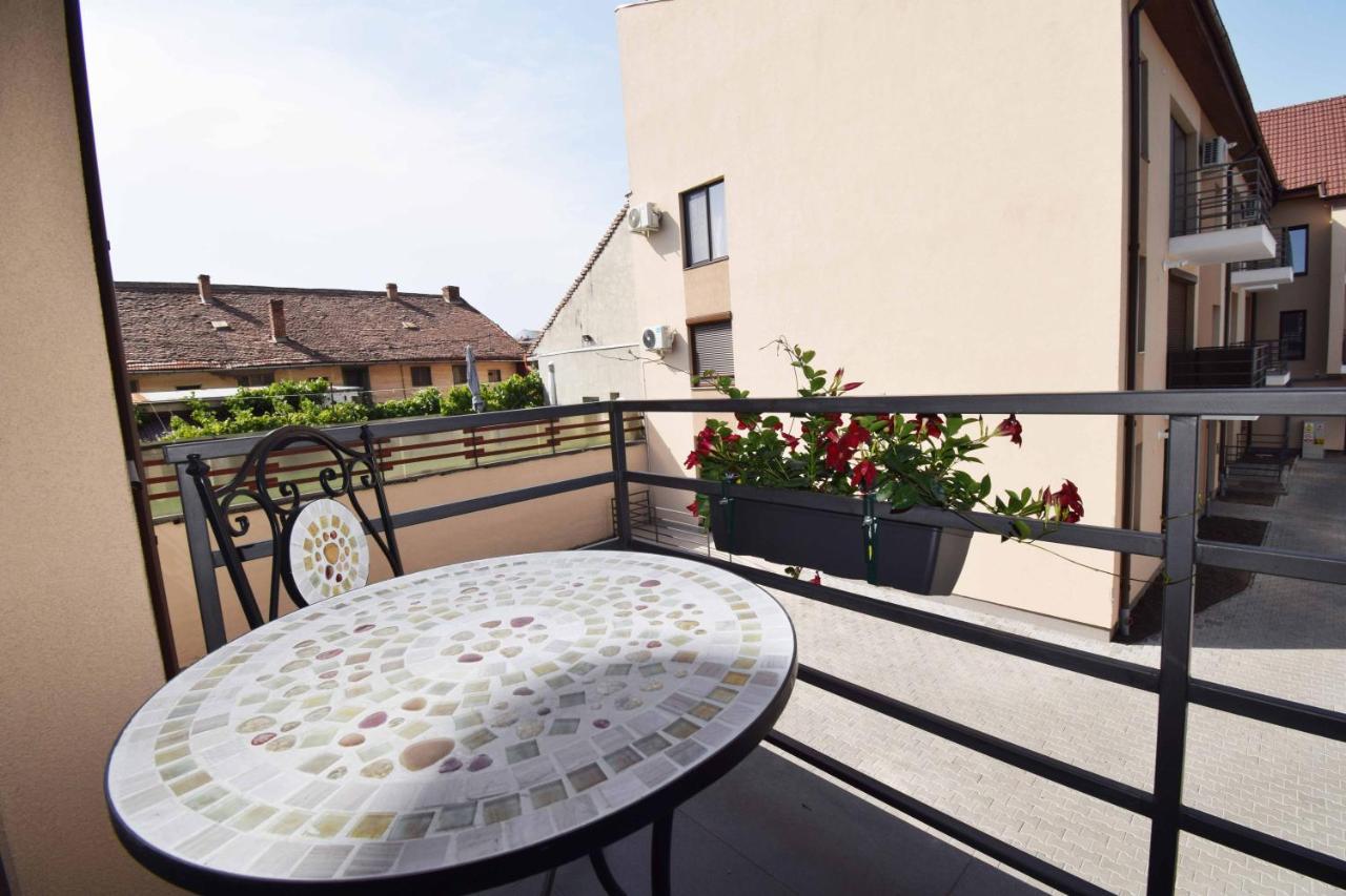 Luxury Apartment Central Тыргу-Муреш Экстерьер фото